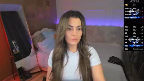 Snapshot of kylie_mellow chatting on July 8, 2026, 5:34 am Kylie online show from July 8, 2026, 5:34 am