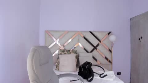 Kylie Reyes  online show from March 10, 2026, 7:30 pm