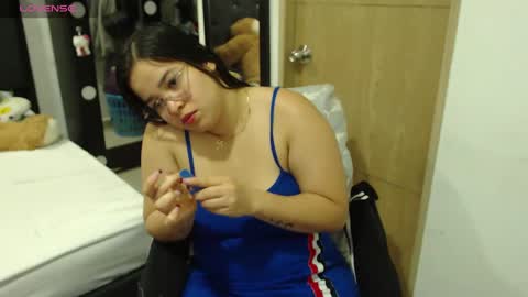 Instagram Kylie switch  followme  buy lovense here online show from February 28, 2025, 8:28 pm