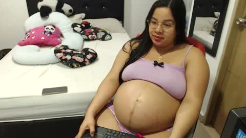 Instagram Kylie switch  followme  buy lovense here online show from November 22, 2025, 1:04 am