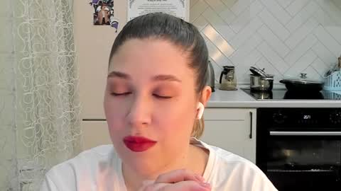 Snapshot of kylieblond chatting on March 4, 2025, 2:32 pm Din online show from March 4, 2025, 2:32 pm