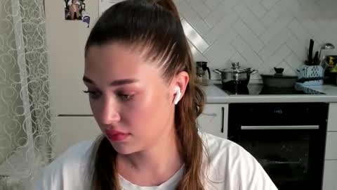 Snapshot of kylieblond chatting on September 10, 2025, 8:42 pm Din online show from September 10, 2025, 8:42 pm