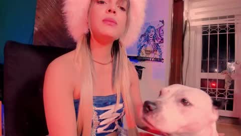   online show from September 21, 2025, 12:12 am