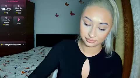 kylie online show from November 12, 2025, 7:20 am