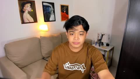 kyll_collins online show from January 4, 2025, 7:44 pm