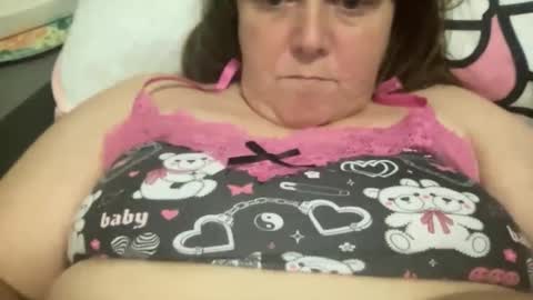 KYLO online show from November 11, 2025, 7:14 pm