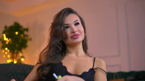 Snapshot of kyssaraplay chatting on February 23, 2026, 7:44 pm Kyssa online show from February 23, 2026, 7:44 pm