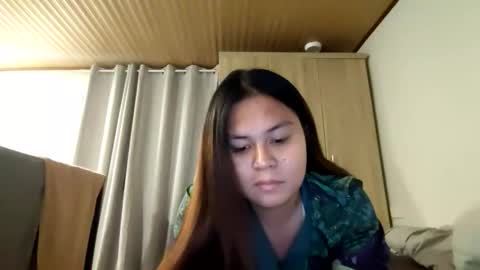 kyth143x online show from October 5, 2025, 5:11 pm