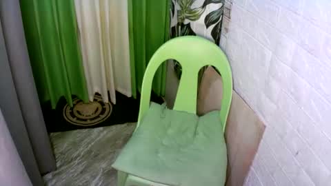 kyutshyne online show from November 21, 2025, 6:01 am