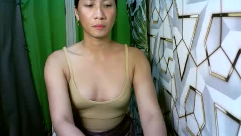 kyutshyne online show from March 18, 2026, 6:55 pm