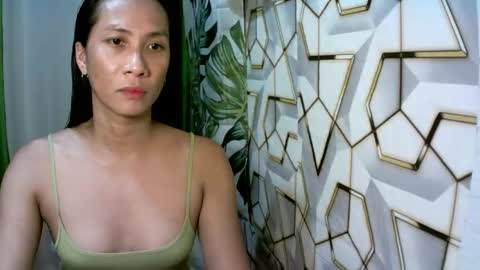 kyutshyne online show from April 18, 2026, 8:51 am