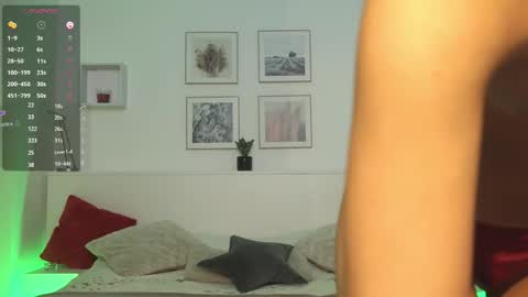 Viktoria White  online show from October 18, 2025, 2:18 pm