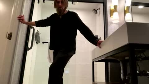 Beard online show from December 1, 2025, 6:07 am