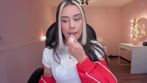 T A T I A N A online show from May 29, 2026, 11:41 am