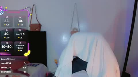 Snapshot of la_ratona_1 chatting on October 8, 2025, 5:10 pm AriSaray online show from October 8, 2025, 5:10 pm