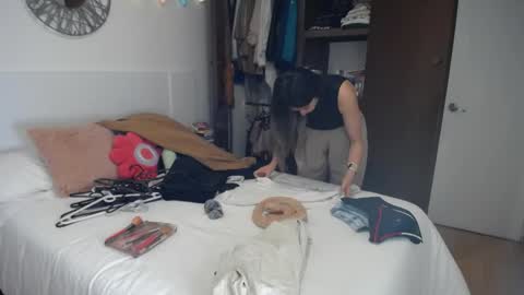 Catalina online show from May 21, 2026, 4:41 am