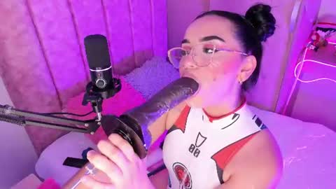 Snapshot of laana_foxx chatting on July 3, 2026, 11:22 pm lana foxx Model independient online show from July 3, 2026, 11:22 pm