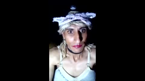 labestiareconoseme44420 online show from March 16, 2026, 5:44 am