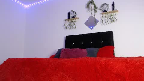 Snapshot of labrinthteasing chatting on July 2, 2026, 8:15 pm labrinthteasing online show from July 2, 2026, 8:15 pm