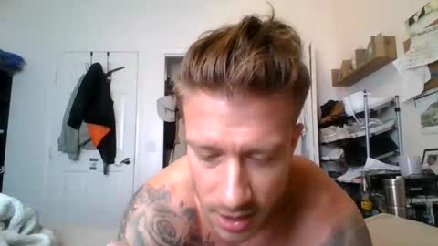 lacrioxcum18 online show from March 8, 2025, 9:51 pm