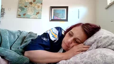 lacybell online show from January 10, 2025, 8:37 pm