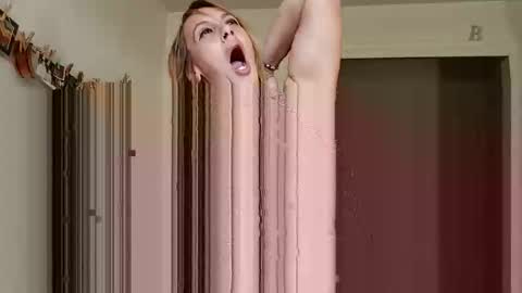 lacybell online show from December 18, 2025, 4:46 pm