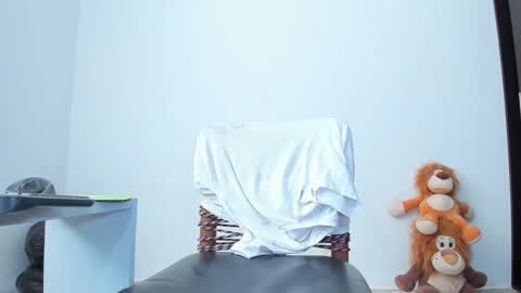 Laden And Juan online show from February 9, 2025, 5:22 pm