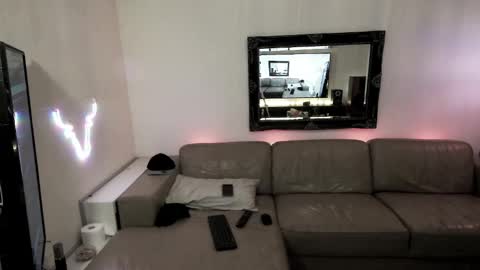 Snapshot of ladshed chatting on February 26, 2025, 2:48 am Hectic online show from February 26, 2025, 2:48 am