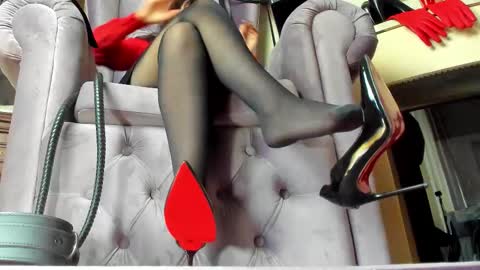 GoddessLeather online show from October 4, 2025, 11:08 am