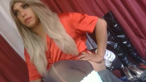 Snapshot of lady_athenax chatting on June 6, 2026, 11:37 am Athena online show from June 6, 2026, 11:37 am
