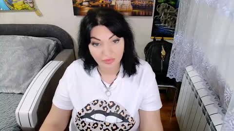 lady_boom_ online show from November 22, 2025, 5:12 pm