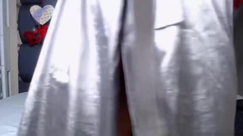 LADY  online show from February 15, 2025, 4:58 am