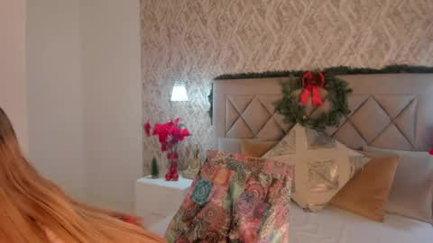 Gaby  online show from December 10, 2024, 5:44 pm