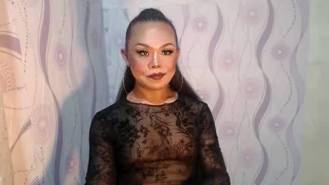 lady_shane26 online show from May 17, 2026, 5:31 pm