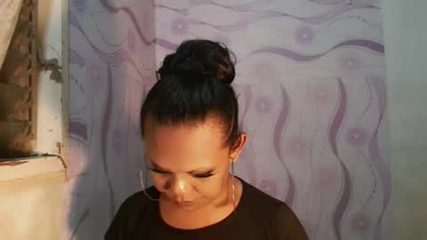 lady_shane26 online show from May 18, 2026, 6:58 pm