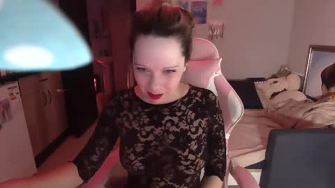 lady_smile69 online show from March 1, 2025, 3:21 am