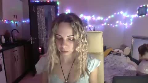 lady_smile69 online show from January 17, 2026, 2:27 am