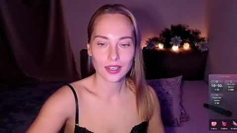 LadyAdele online show from December 26, 2024, 1:32 pm