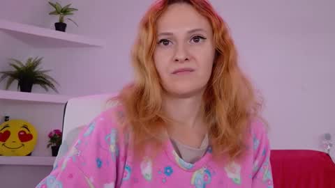 Sima Ladybigsmile online show from September 21, 2025, 6:59 am