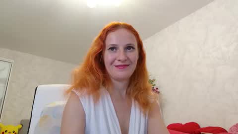 Sima Ladybigsmile online show from October 21, 2025, 6:52 pm