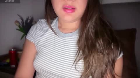 Snapshot of ladybird21 chatting on November 7, 2025, 7:14 pm Aria online show from November 7, 2025, 7:14 pm