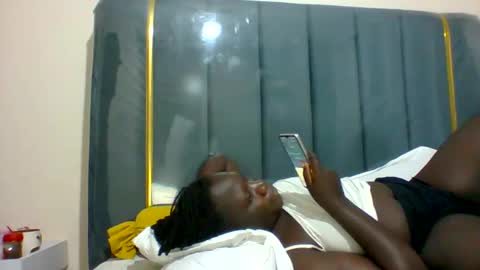 lindah32 online show from December 29, 2024, 8:58 pm