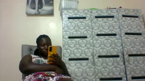 lindah32 online show from January 8, 2025, 9:34 pm