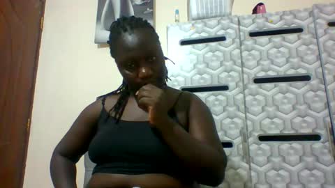 lindah32 online show from January 30, 2025, 11:02 pm