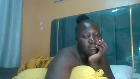 lindah32 online show from February 15, 2026, 5:42 pm