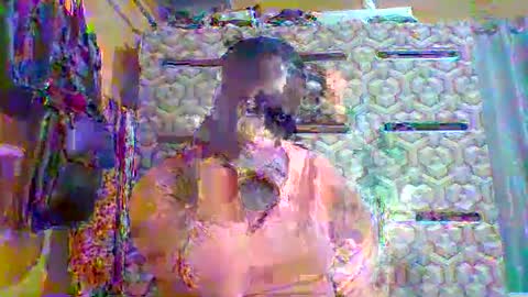 Snapshot of ladyblossoms19 chatting on June 13, 2026, 1:14 am lindah32 online show from June 13, 2026, 1:14 am