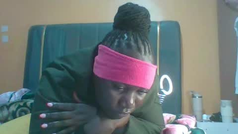 Snapshot of ladyblossoms19 chatting on July 11, 2026, 11:06 pm lindah32 online show from July 11, 2026, 11:06 pm