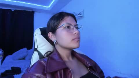 Snapshot of ladybrown_16 chatting on March 21, 2026, 8:19 am Lady online show from March 21, 2026, 8:19 am
