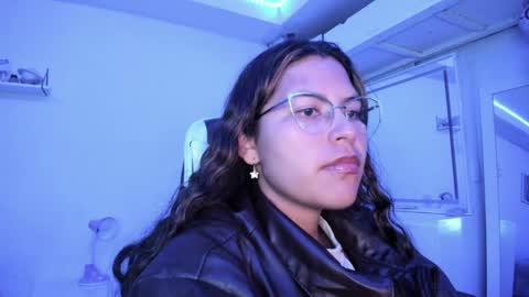 Snapshot of ladybrown_16 chatting on April 8, 2026, 2:55 am Lady online show from April 8, 2026, 2:55 am