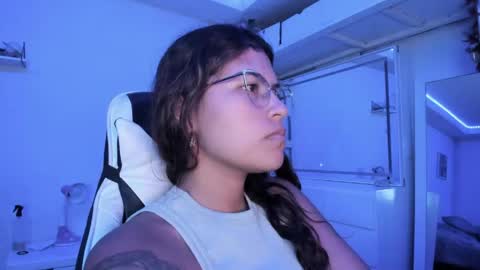 Snapshot of ladybrown_16 chatting on April 14, 2026, 3:01 am Lady online show from April 14, 2026, 3:01 am